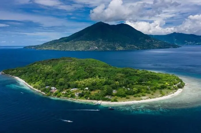 7 Pulau Cantik Nan Eksotis di Nusa Tenggara